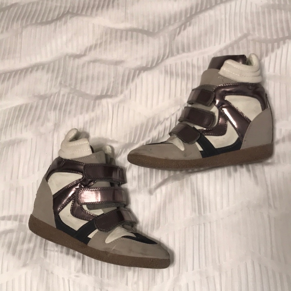 Wedge sneakers